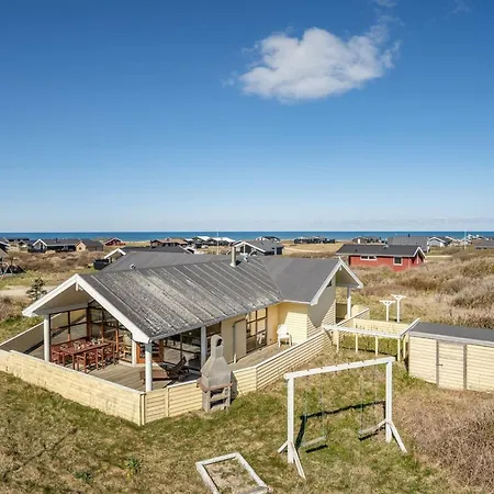 Fam - 300m From The Sea By Interhome Feriehus *
