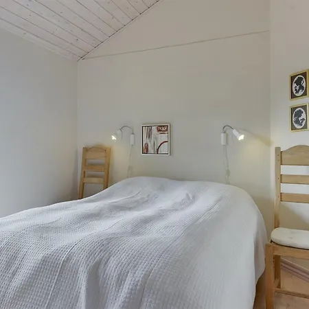Fam - 300m From The Sea By Interhome Hébergement de vacances